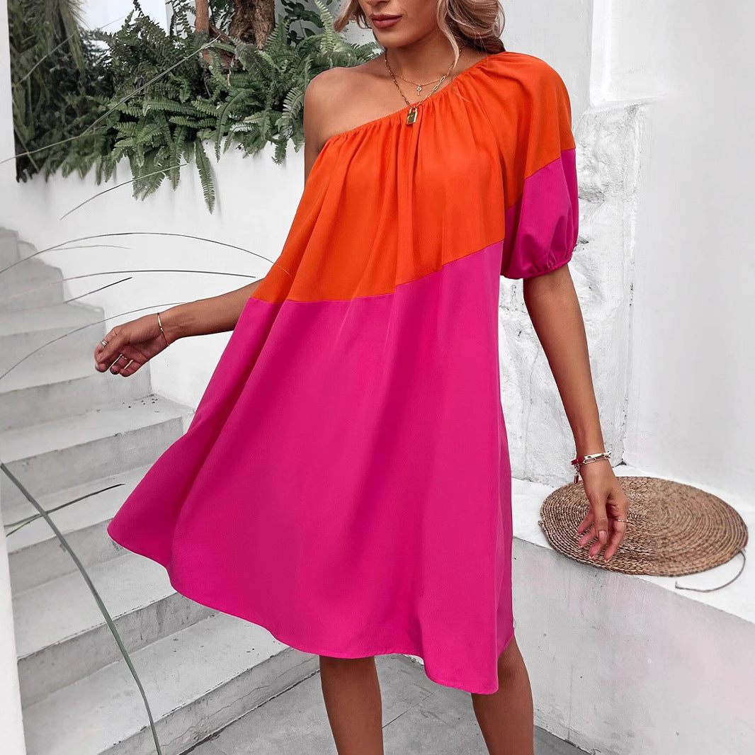 Dame afslappet strandkjole med asymmetrisk skæring og farvet blokdesign Stilla