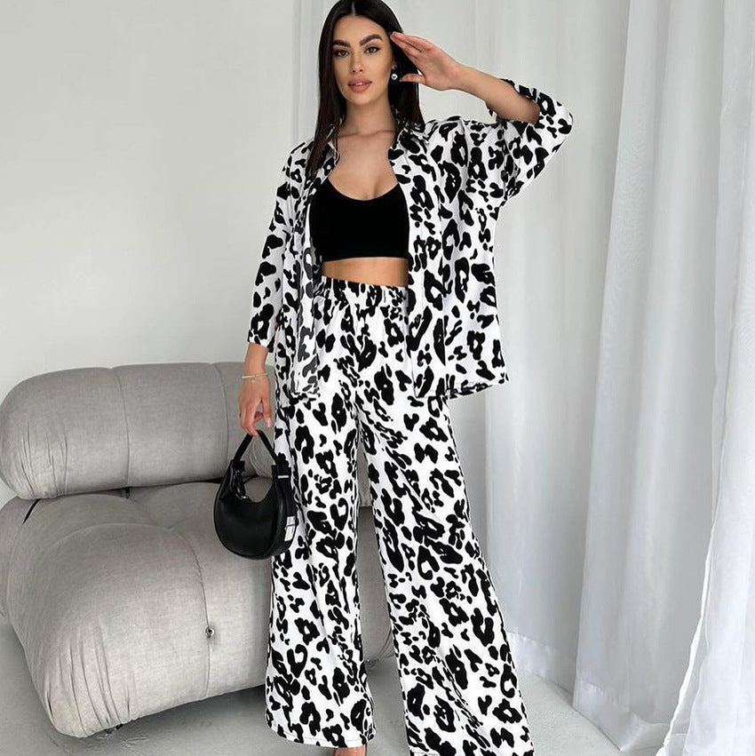 Dame designer fritidsdragt med elegant leopardmønster Stilla