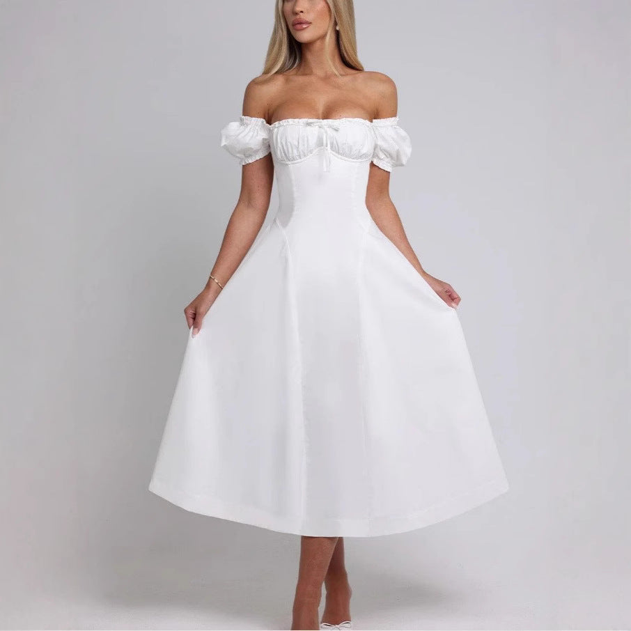 Dame Off-Shoulder Aftenkjole med Puffærmer og figursyet snit Stilla