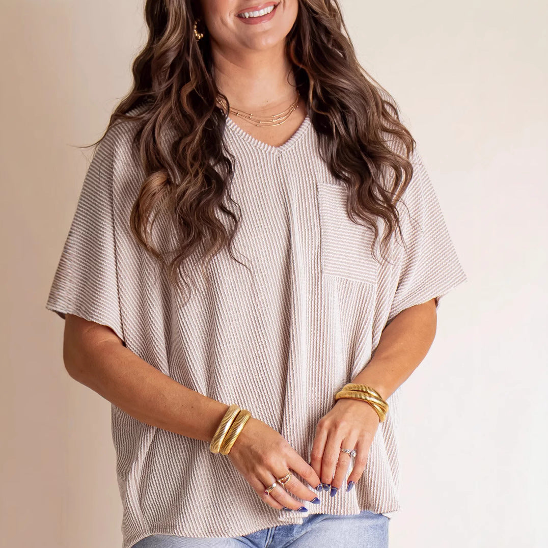 Dame afslappet oversized T-shirt med brystlomme og sideluner Stilla