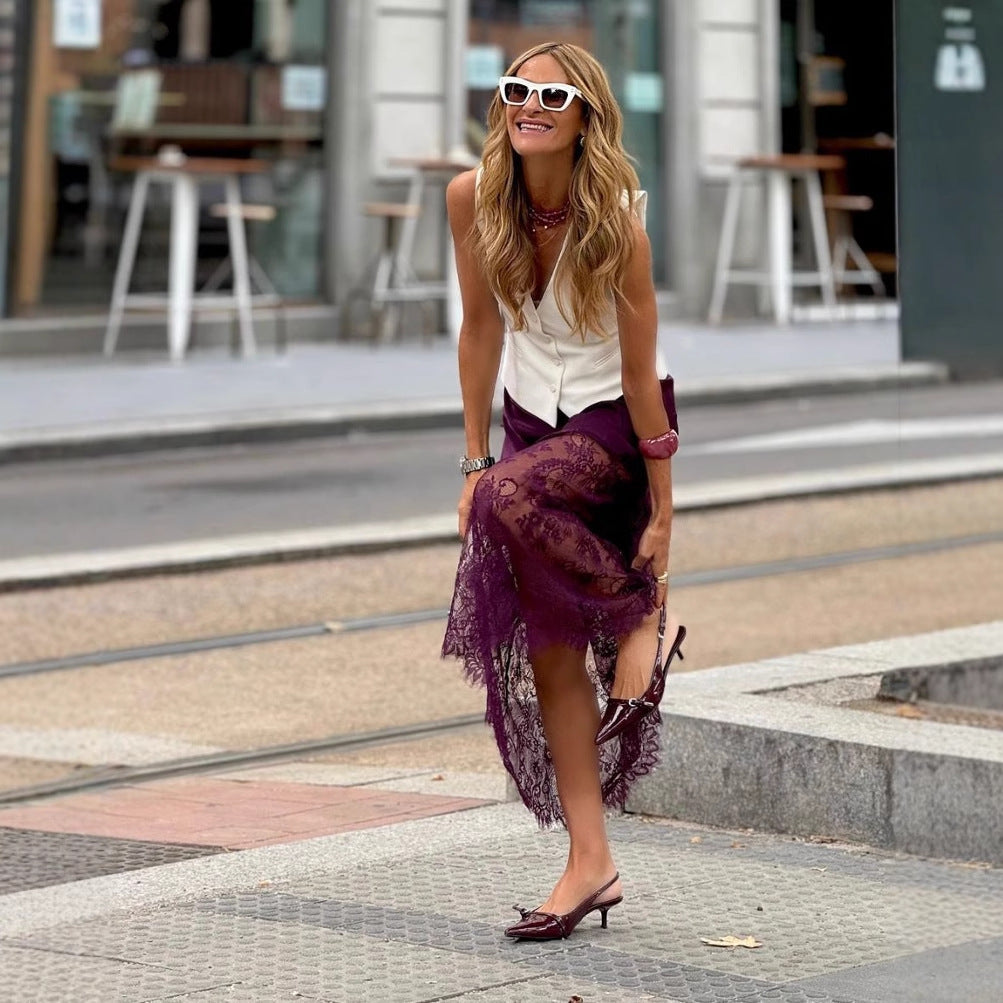 Dame elegant blondekjole med gennemsigtig slæb og flydende stof Stilla