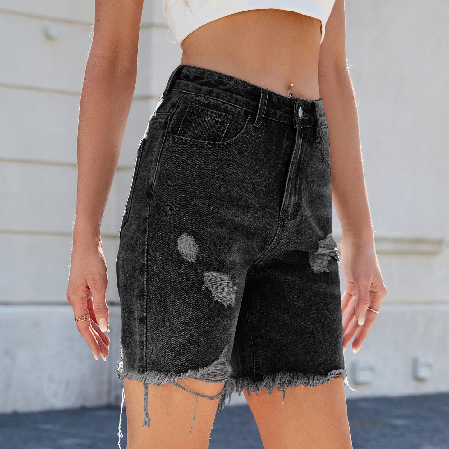 Dame Distressed Denim-Shorts med høj talje Stilla