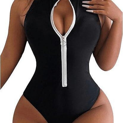 Dame jumpsuit badedragt med fashionable lynlås og figursyet snit Stilla