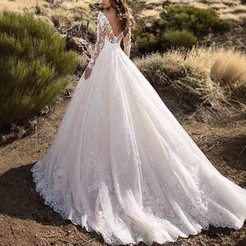 Dame Elegant aftenkjole med blomster laceindlæg og svajende kant Stilla