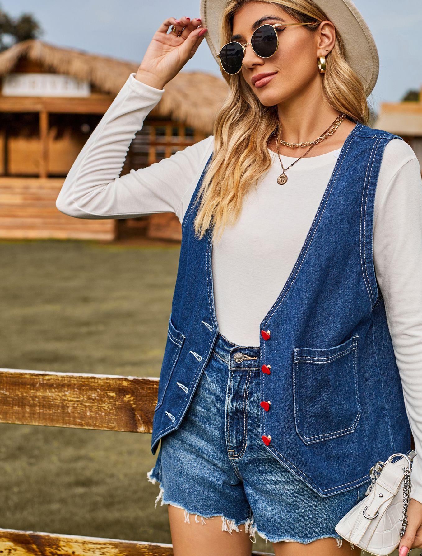 Dame afslappet denimvest med praktiske lommer og farvemæssigt kontrasterende knapdetaljer Stilla