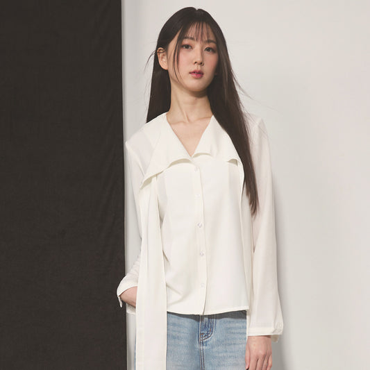 Dame elegant bluse med innovativ krave Stilla