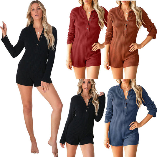 Dame strik-jumpsuit med lange ærmer og stilfuldt knapdesign Stilla