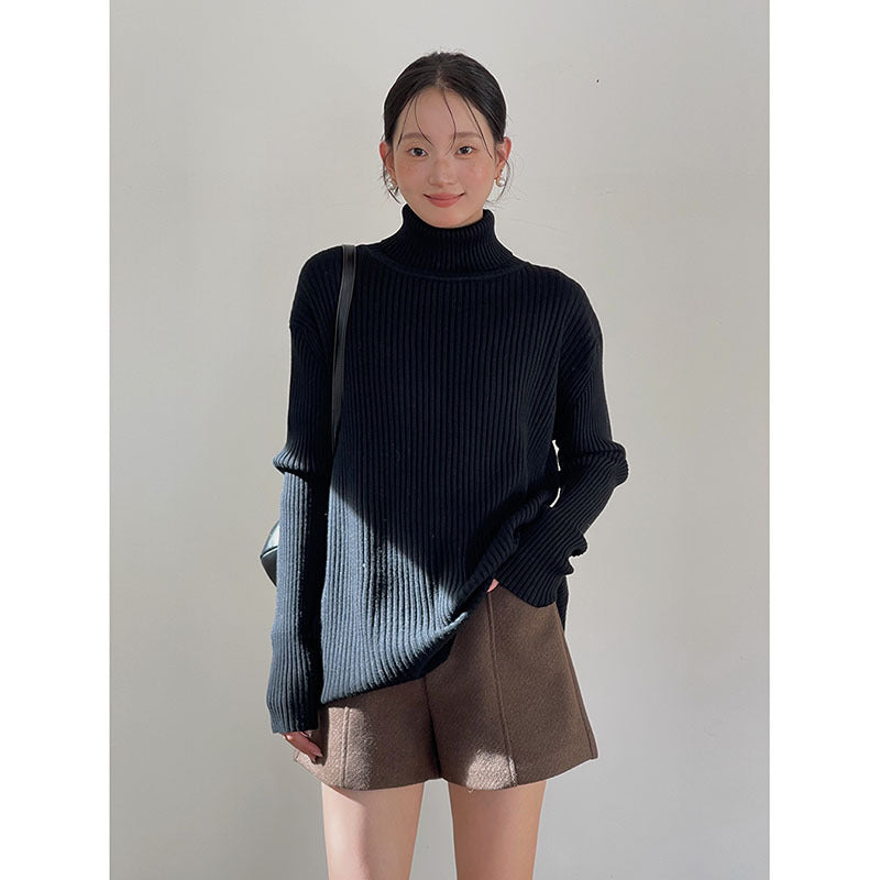 Dame afslappet rullekrave sweater med fin ribstrik og oversized pasform Stilla