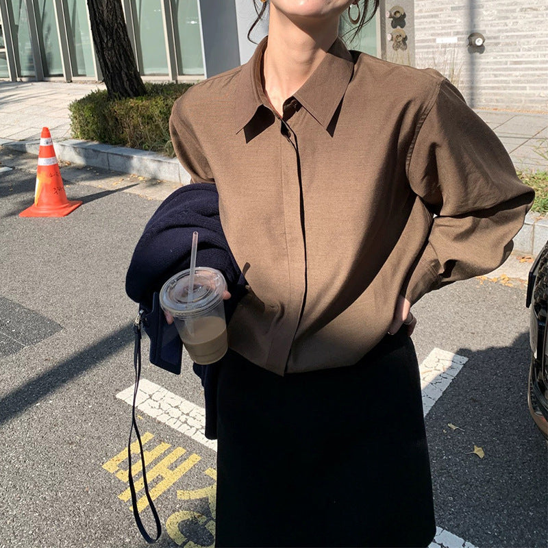 Dame elegant bluse med oversized ærmer og klassisk krave Stilla