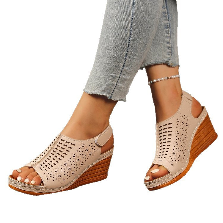 Dame åbne wedge-sandaler med luftig overfladestruktur og ergonomisk sål Stilla