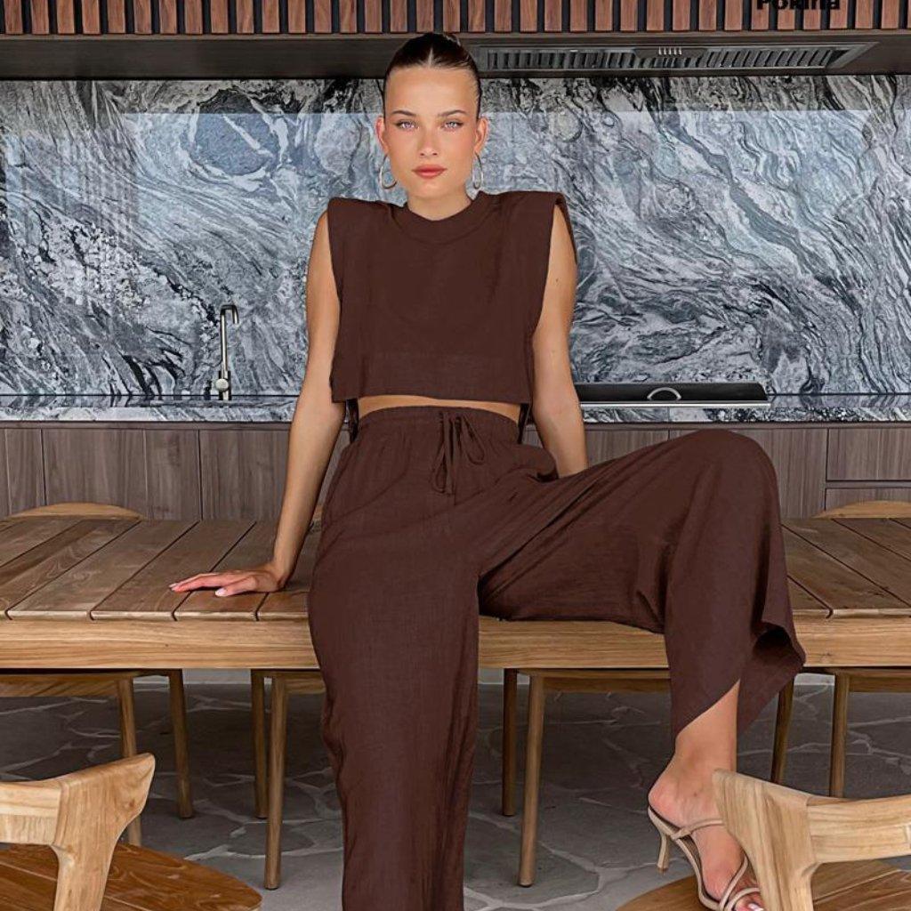 Dame afslappet 2-delt sæt bestående af top og brede bukser med elastisk talje Stilla