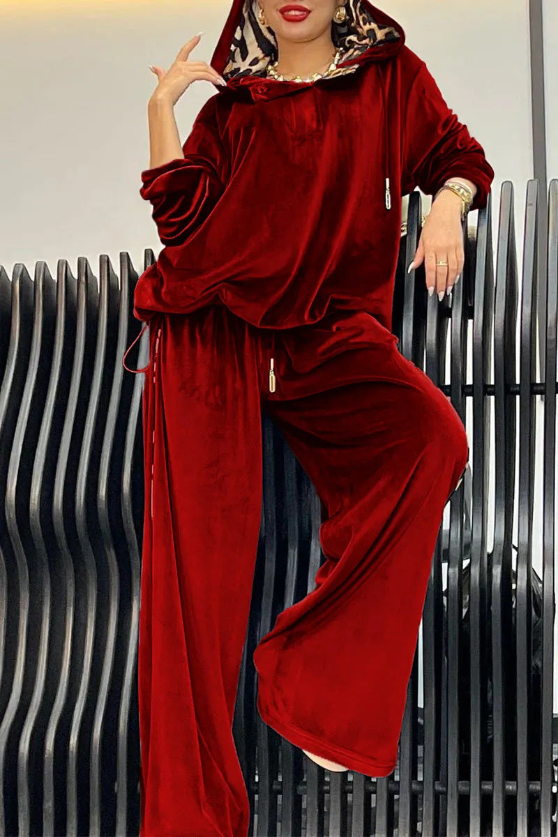 Dame elegant fritids-loungewear med hætte og bred pasform Stilla