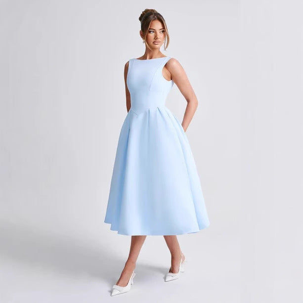 Dame A-linje kjole med klassisk snit og elegant taljering Stilla