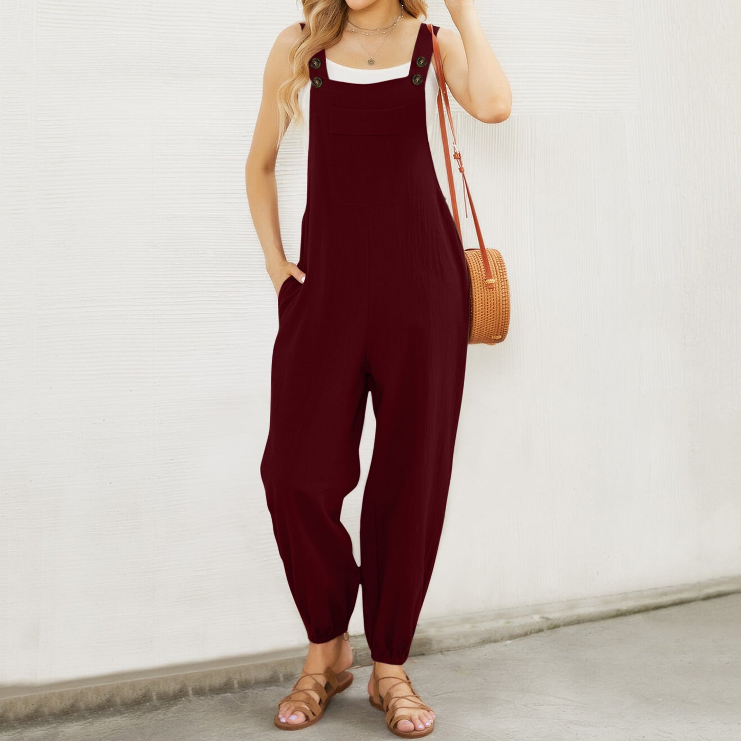 Dame casual jumpsuit med praktiske lommer og justerbare stropper Stilla