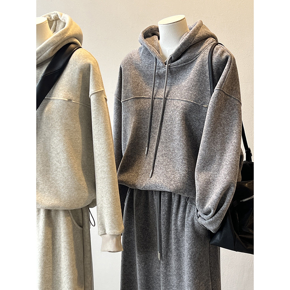 Dame afslappet hoodie med løst skårne bukser i casual stil Stilla