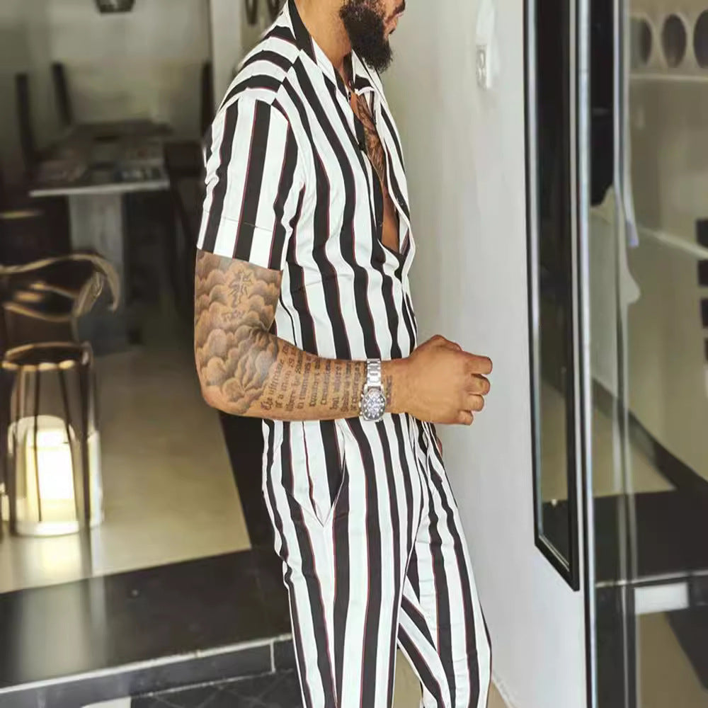 Herre jumpsuit med moderne stribemønster og gennemgående lynlås Stilla