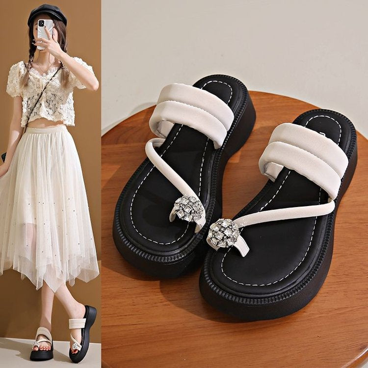 Dame Designer-platform-sandaler med moderne rem og glitrende smykkedetalje Stilla