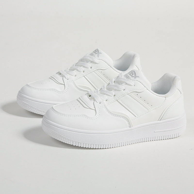 Dame mode sneakers i urban design med høj sål og åndbar struktur Stilla