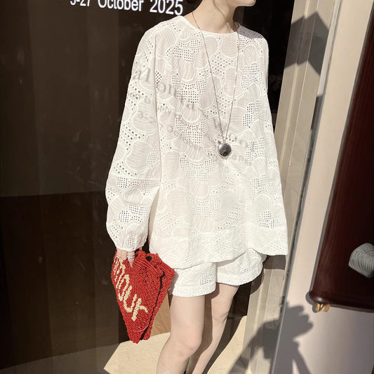 Dame afslappet pyjamas med fin spids og elastisk linning Stilla