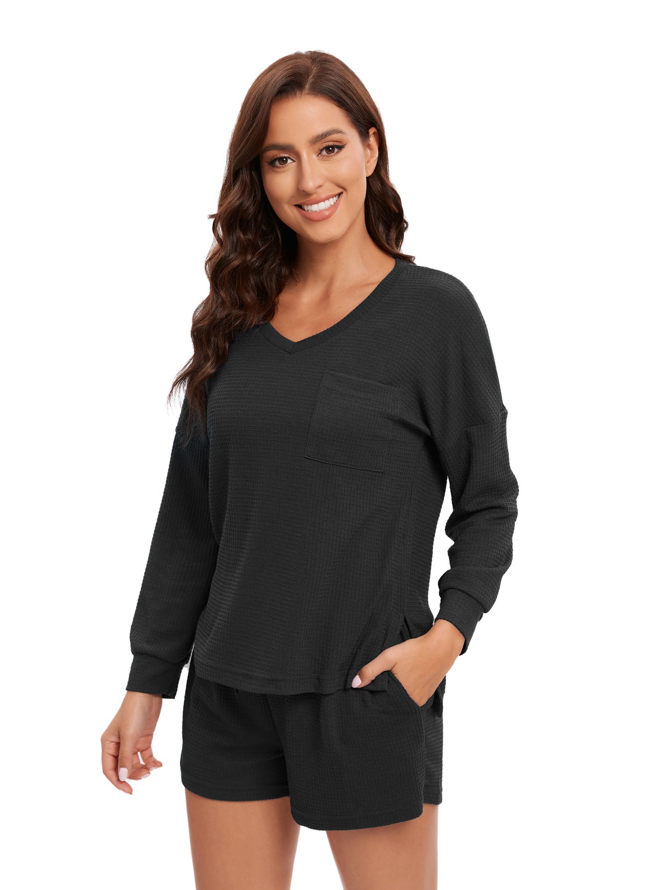 Dame afslappet pyjamasæt med langærmet overdel og short-design Stilla