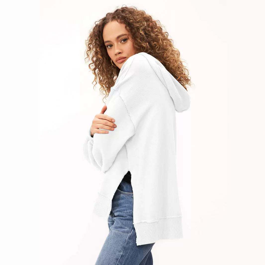 Dame afslappet hoodie med bred pasform og moderigtige detaljer Stilla