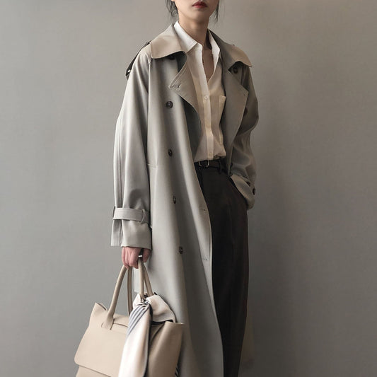 Stilla | Moderne Trenchcoat Med Dobbelt Knapliste Til Damer