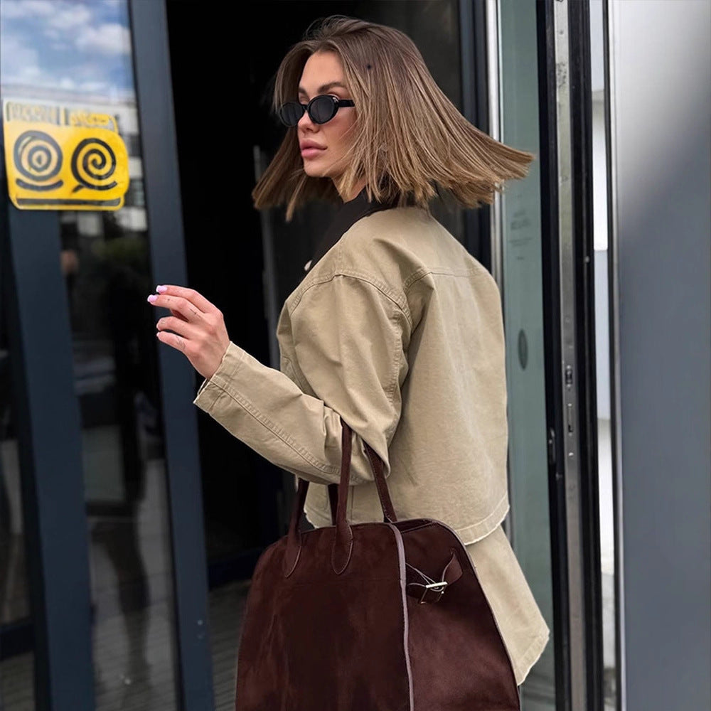 Dame cropped Utility-jakke med moderne design og praktiske lommer Stilla