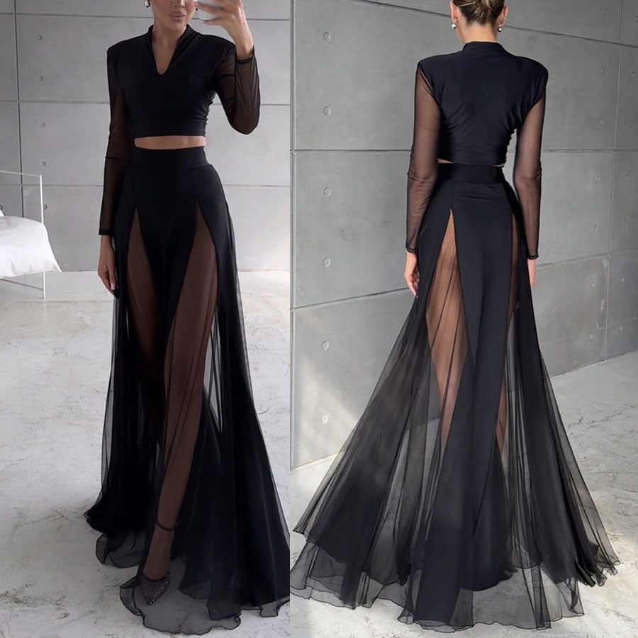 Dame cropped top med transparente lange ærmer og elegant V-udskæring Stiila