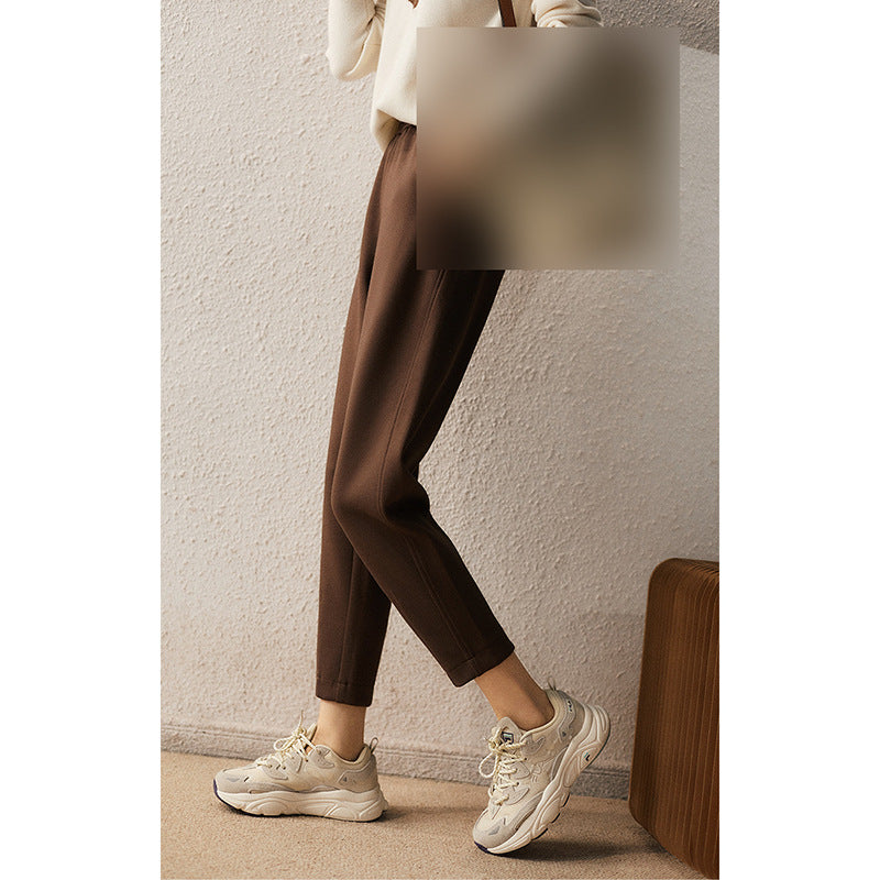 Dame afslappede sweatpants med praktiske håndlommer og elastisk talje Stilla