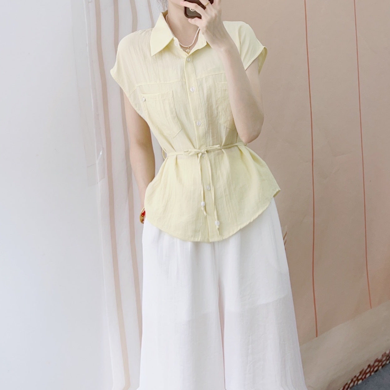 Dame Elegant Bluse med taljerbart bælte og bred, luftig bukser Stilla