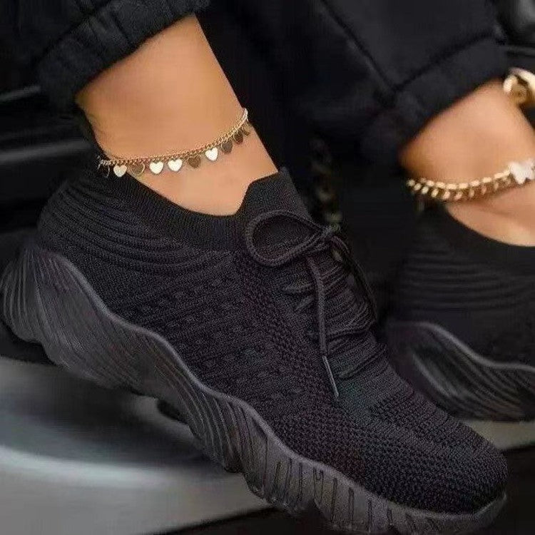 Dame mode letvægts sneakers med åndbart strikoverdel og skridsikker sål Stilla