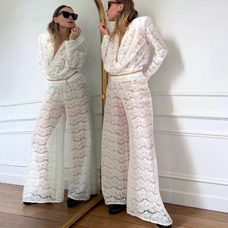 Dame jumpsuit af elegantspitze med flydende snit og bredt ben Stilla