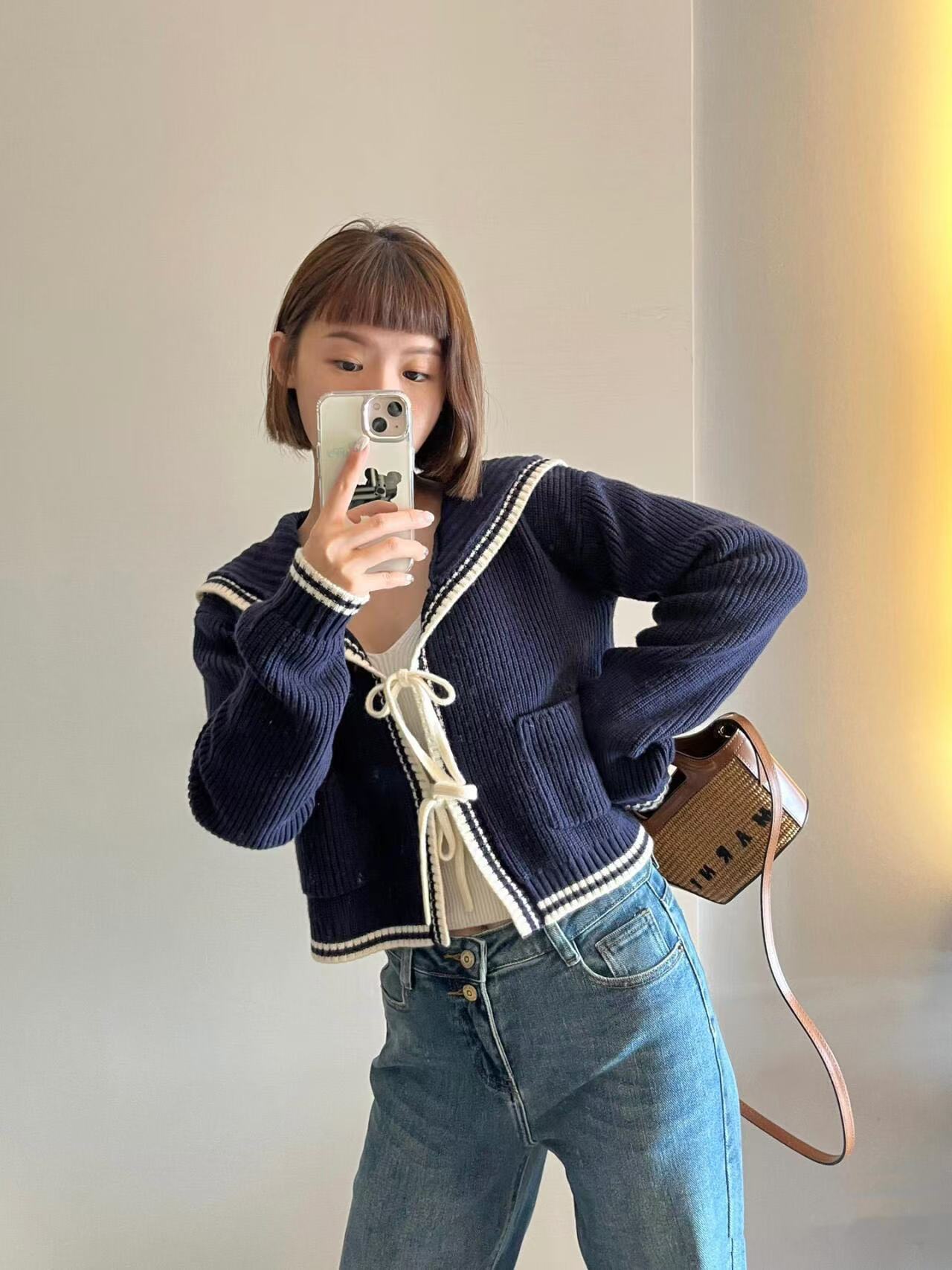 Dame cropped strikjakke med legende snor og kontrastaccente Stilla