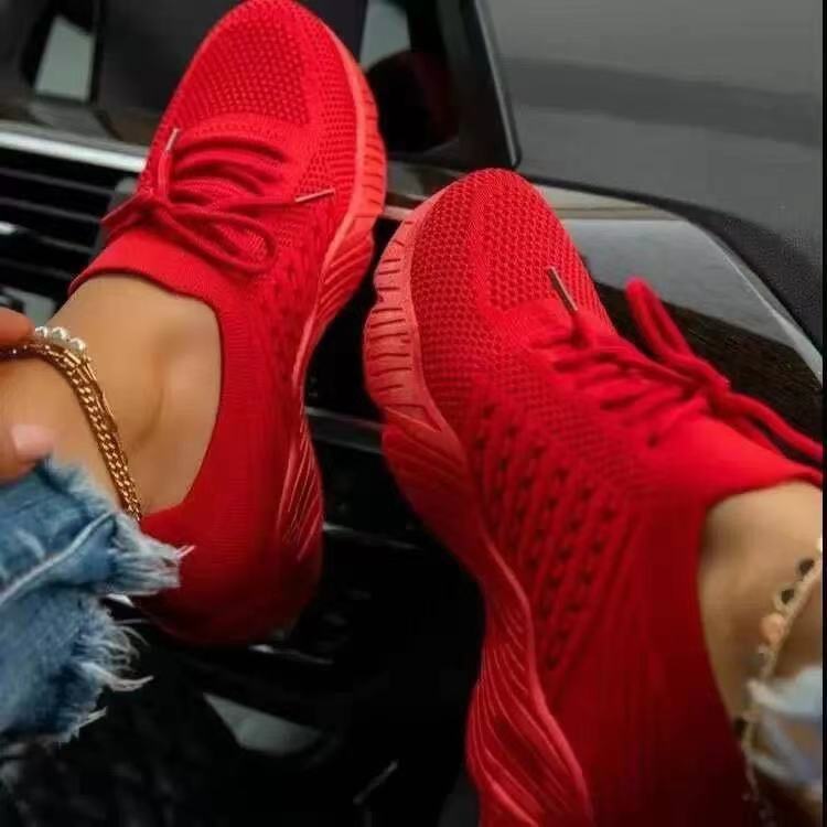 Dame mode letvægts sneakers med åndbart strikoverdel og skridsikker sål Stilla