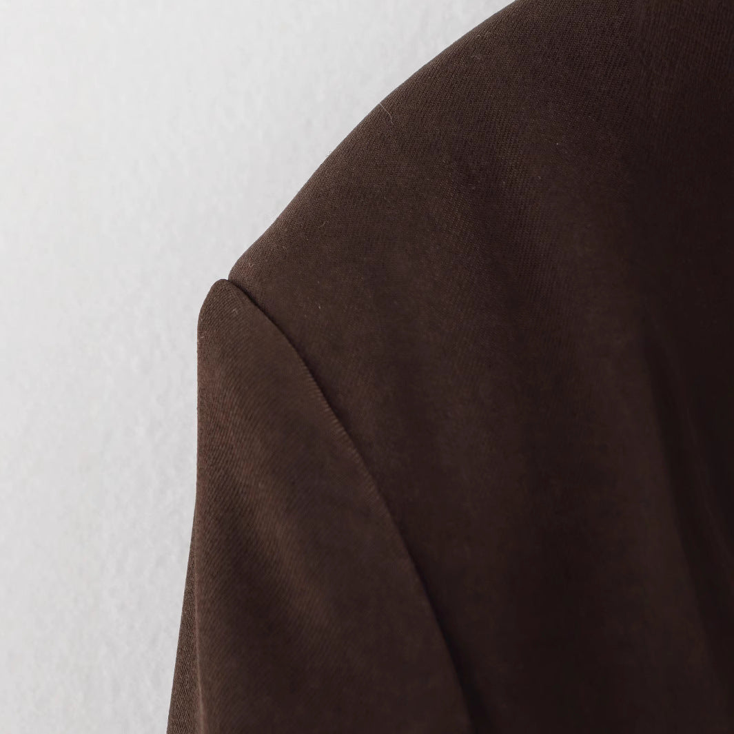 Dame elegant blazerjakke med struktureret design og praktiske lommer Stilla