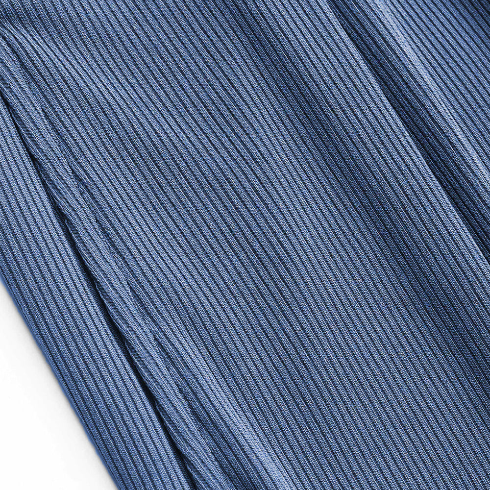 Dame jumpsuit med moderne indpakningsdesign og elegant taljering Stilla