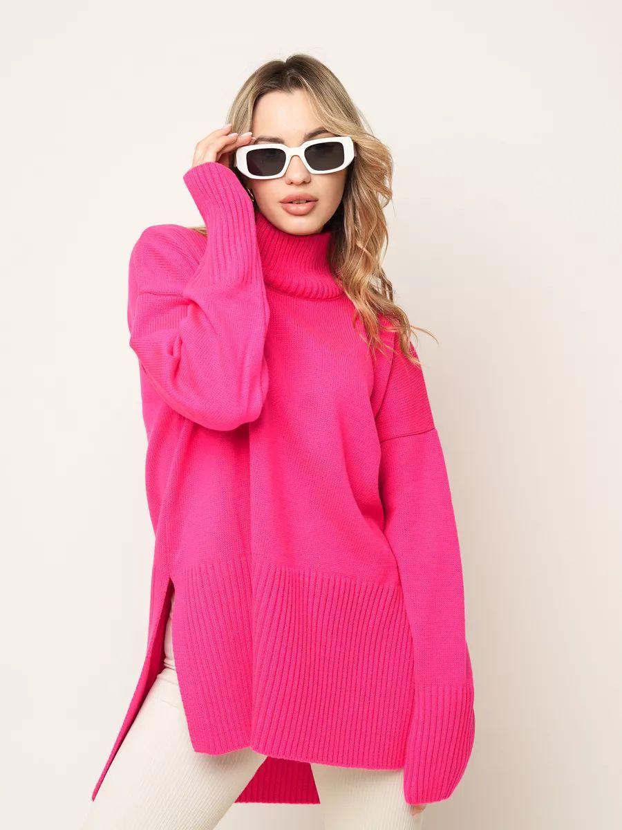 Dame afslappet rullekravepullover med sidelidsdetaljer og struktureret design Stilla