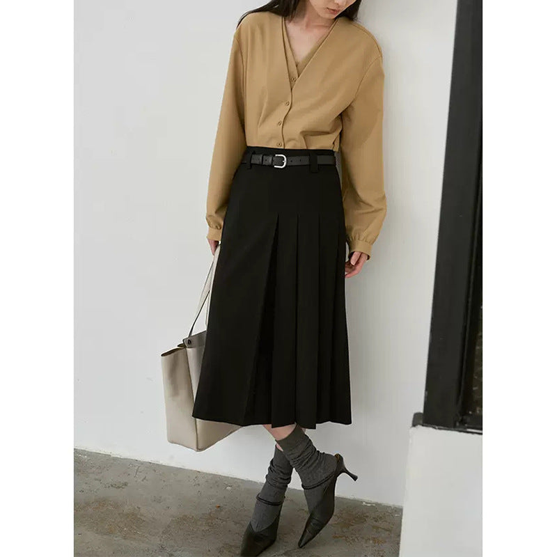 Dame elegant bluse med V-udskæring og knapdetaljer Stilla