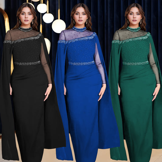 Dame Elegant aftenkjole med gennemsigtigt overmateriale og glitrende strassudsmykninger Stilla