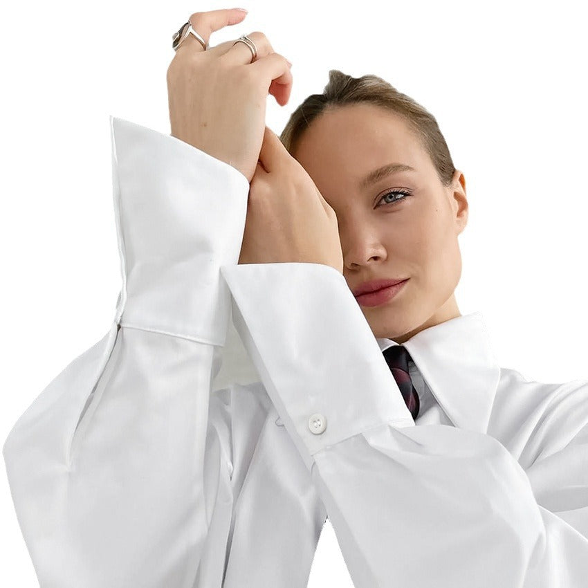 Dame afslappet oversized blouse med moderne krave og slipse Stilla