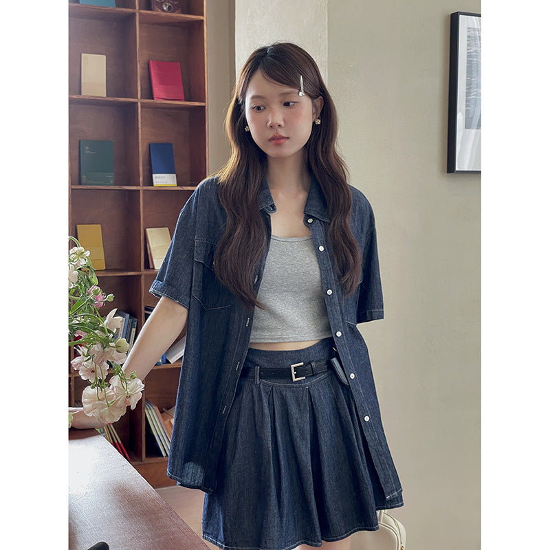 Dame Denim Overshirt med kortærmet design og praktiske brystlommer Stilla