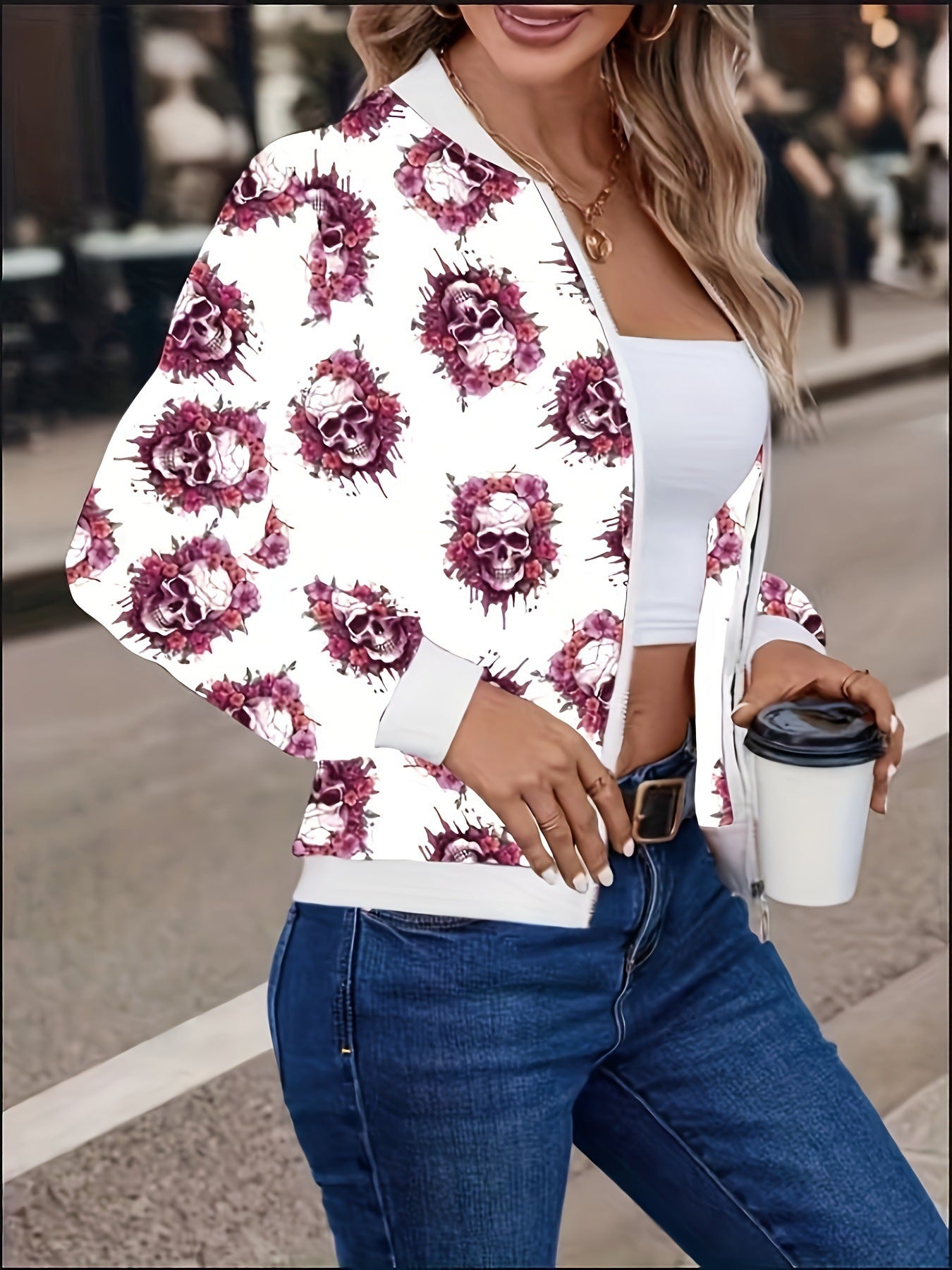 Dame afslappet bomberjakke med unikt blomster- og dødningehovedmønster Stilla