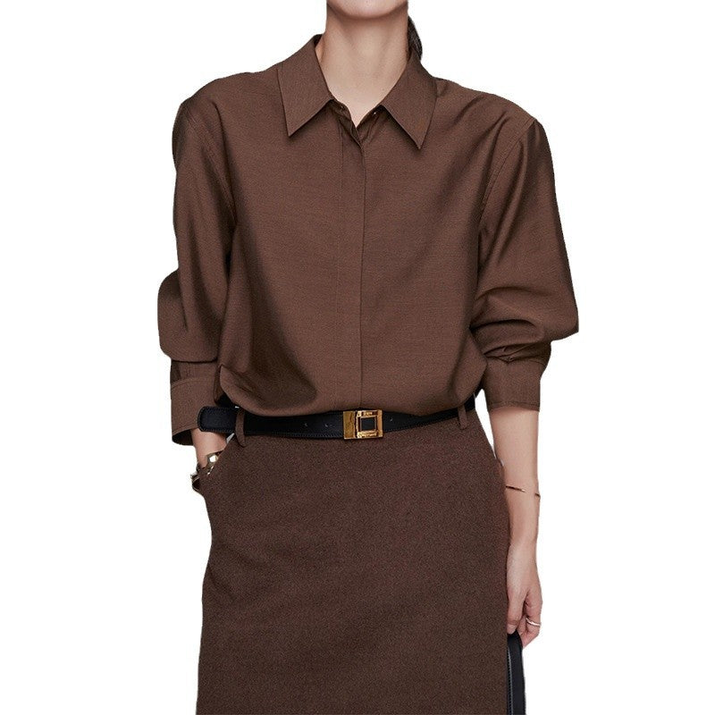 Dame elegant bluse med oversized ærmer og klassisk krave Stilla