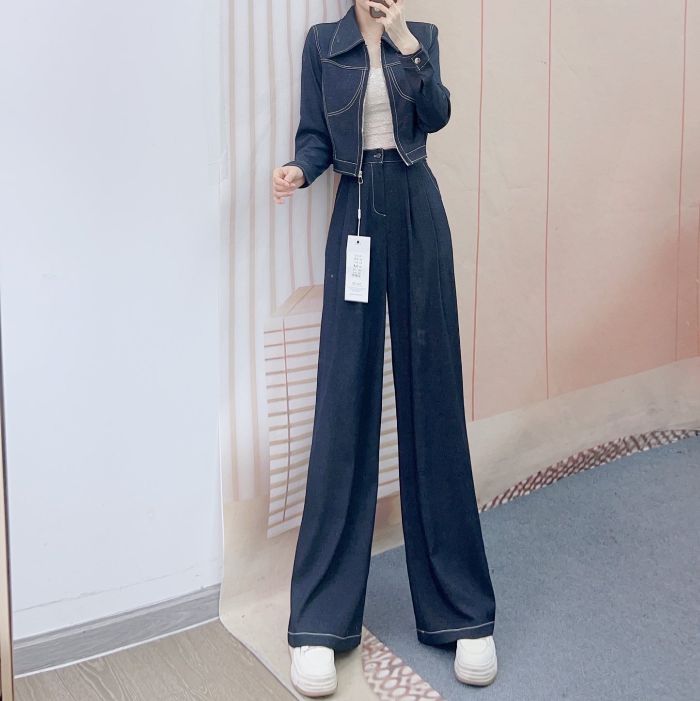 Dame elegant jumpsuit med cropped jakke og bredt ben Stilla