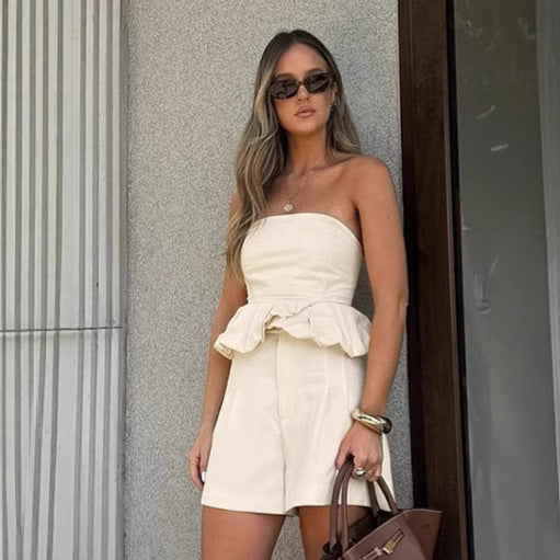 Dame Cropped Top med voluminøs flæseafslutning og figursyet snit Stilla