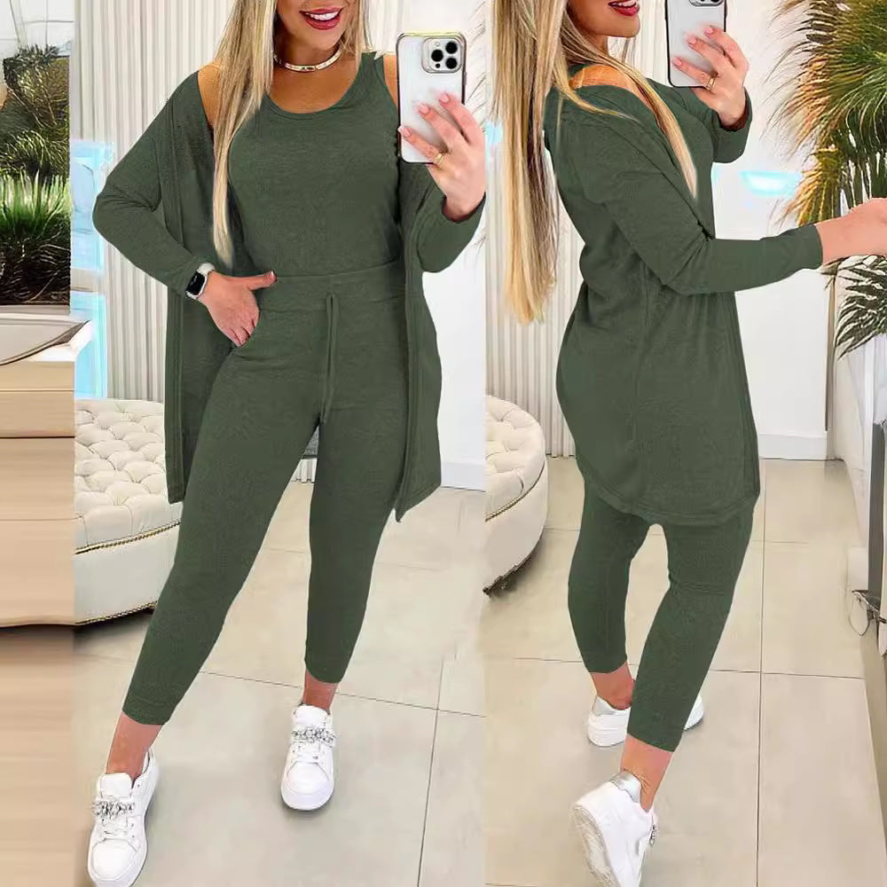 Dame afslappet og stilfuldt lounge-sæt med bredt top og slank bukse Stilla