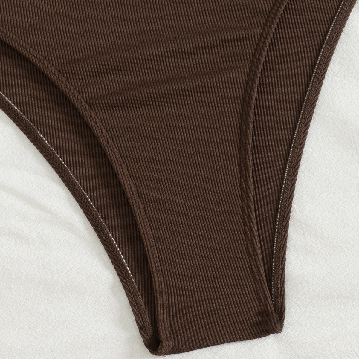 Dame Elegant Én del Badedragt med asymmetrisk snit og dekorativ ringdetalje Stilla