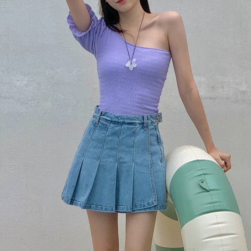 Dame elegant asymmetrisk én-delt badedragt med flæsedetaljer Stilla