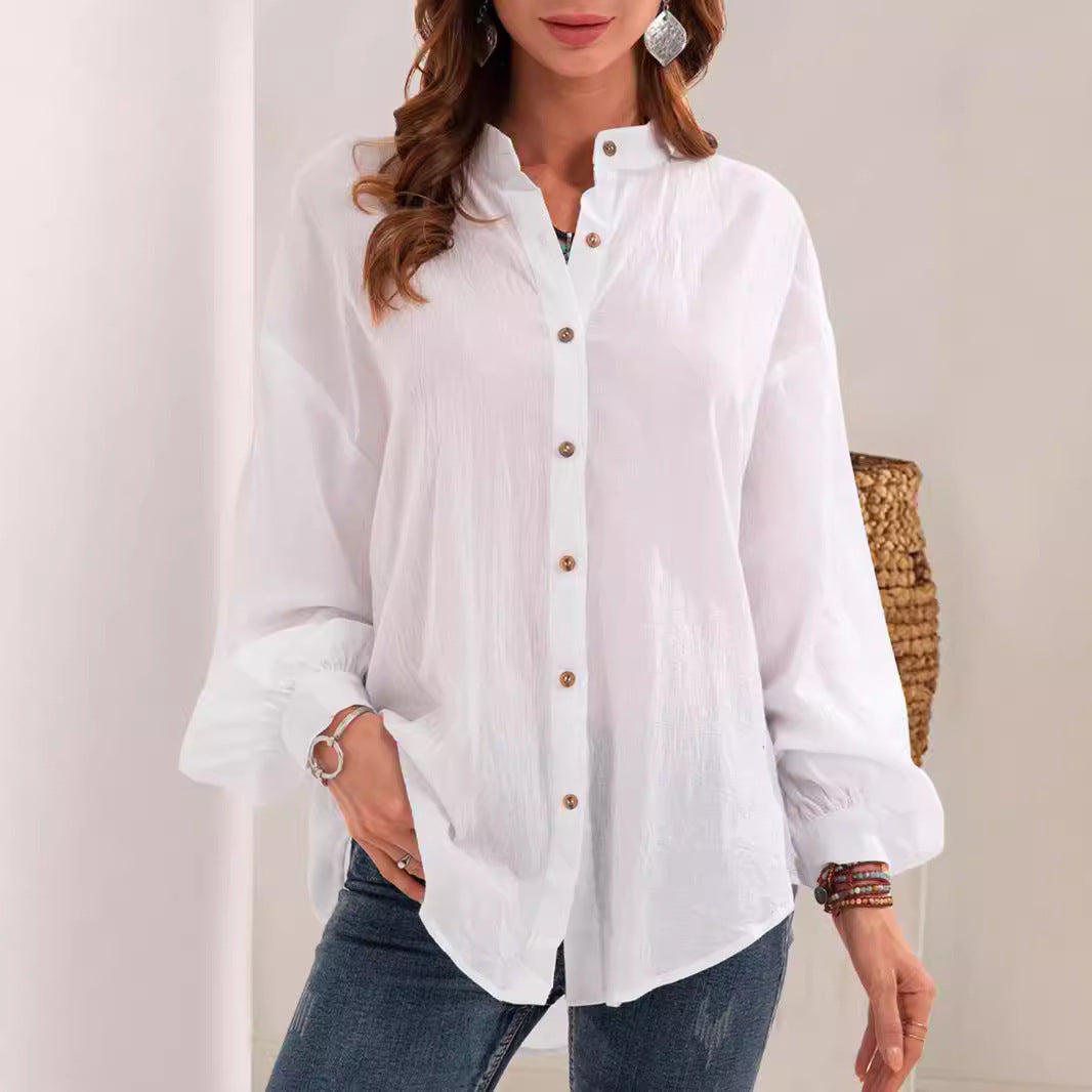 Dame afslappet bluse med knapdetaljer og luftig pasform Stilla