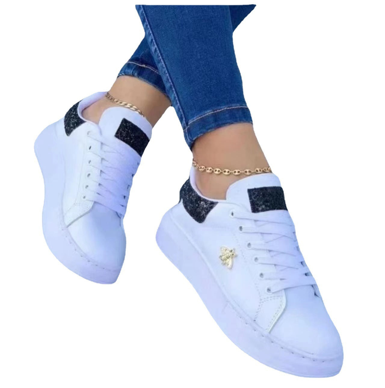Dame Sneakers med glitrende accenter og moderne design Stilla